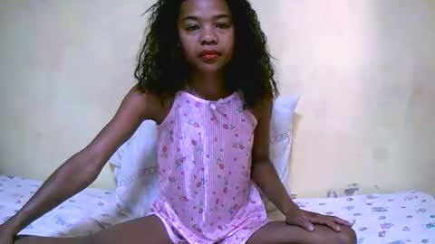 bella193999 online show from December 7, 2024, 4:42 am