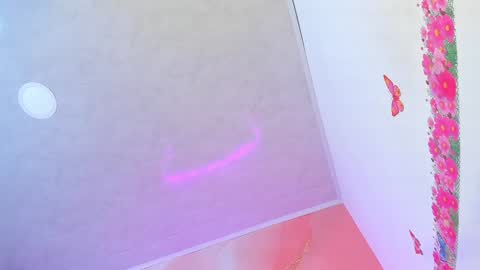 Melanie  online show from February 4, 2025, 10:24 pm