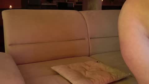 Snapshot of bella_amoury chatting on February 12, 2025, 11:09 pm Bella online show from February 12, 2025, 11:09 pm