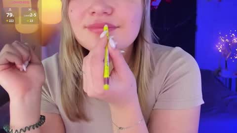 Bella online show from February 18, 2025, 8:59 am