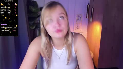 Bella online show from September 10, 2025, 5:18 am