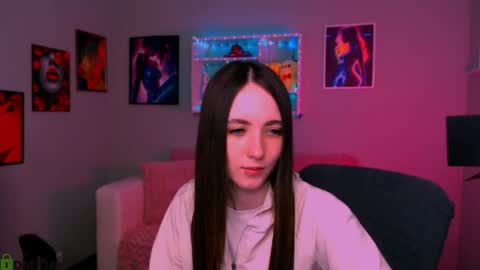 Bella online show from April 27, 2026, 12:14 pm