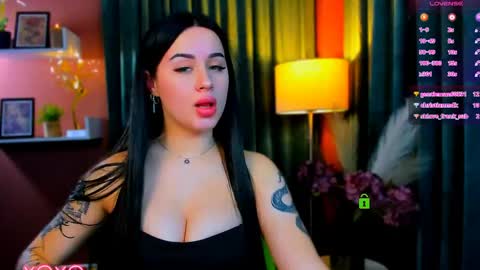 Bella online show from April 11, 2026, 9:19 pm