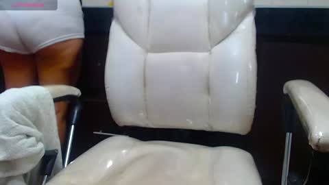 lady online show from January 22, 2025, 10:26 pm