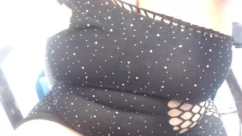 lady online show from February 12, 2025, 9:22 pm