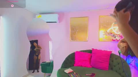 BELLA online show from January 7, 2026, 3:31 am