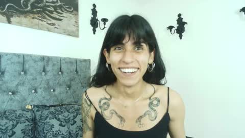 Bella online show from May 30, 2026, 2:41 am