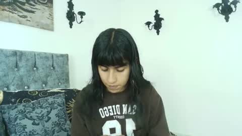 Bella online show from June 14, 2026, 2:24 am