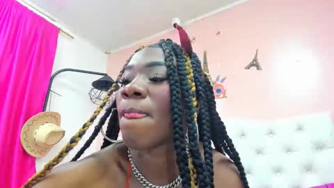bella queen online show from June 11, 2026, 2:53 am