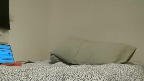 Snapshot of bella_sexy_feet chatting on February 3, 2025, 8:13 pm bella_sexy_feet online show from February 3, 2025, 8:13 pm