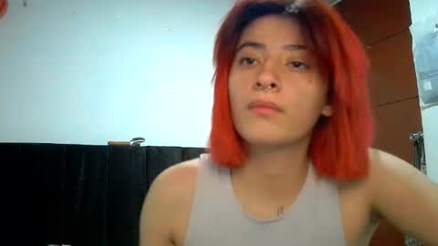 Snapshot of bella_thorne1999 chatting on June 17, 2026, 5:21 am bella_thorne1999 online show from June 17, 2026, 5:21 am