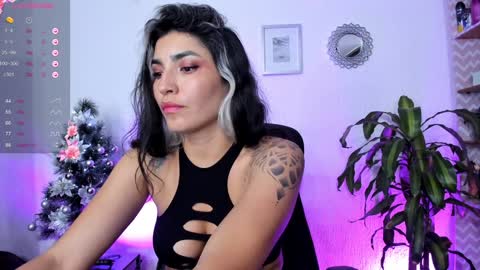 Bella online show from December 14, 2024, 10:50 pm