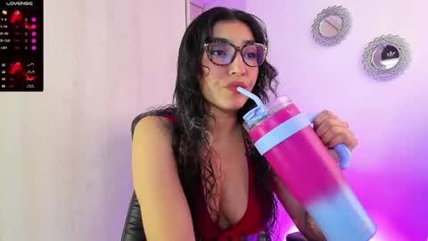 Bella online show from February 7, 2026, 9:51 pm