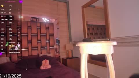 bella_tinkerbell_bahamas online show from October 21, 2025, 9:04 pm