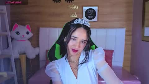 Bella online show from March 13, 2026, 12:56 pm