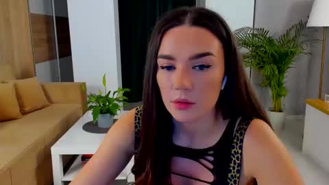 Snapshot of bellaadona chatting on January 27, 2025, 1:26 am BellaDona online show from January 27, 2025, 1:26 am
