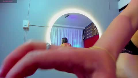 Snapshot of bellablosson chatting on November 29, 2025, 11:57 am Bella online show from November 29, 2025, 11:57 am