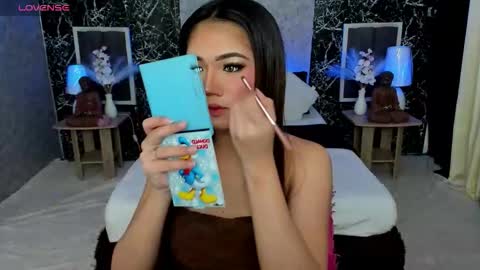 Snapshot of bellabrown_19xxx chatting on September 21, 2025, 7:32 am Bella online show from September 21, 2025, 7:32 am