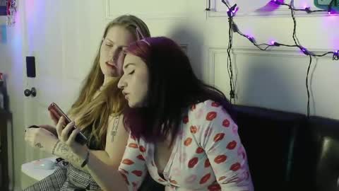 Snapshot of bellabutterflyy chatting on January 22, 2025, 7:35 am BellaButterflyy online show from January 22, 2025, 7:35 am