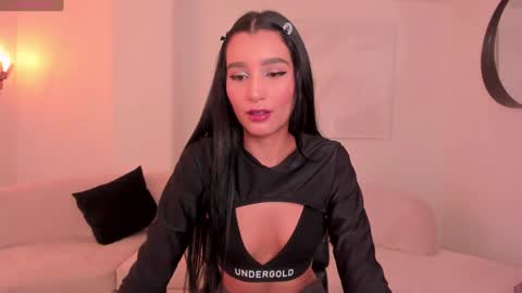  Bella C  online show from January 22, 2025, 11:34 am