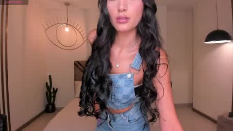  Bella C  online show from April 6, 2026, 8:10 pm