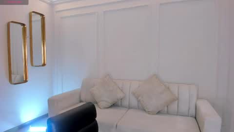 Snapshot of bellacarteer_ chatting on April 24, 2026, 7:49 pm Bella C online show from April 24, 2026, 7:49 pm