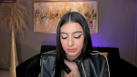 Snapshot of bellaconnor_ chatting on May 6, 2026, 3:24 am Bella online show from May 6, 2026, 3:24 am