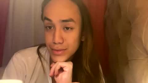 IM BELLA online show from February 2, 2026, 6:39 pm