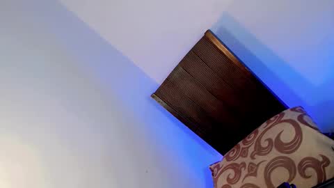 Snapshot of bellafucks1 chatting on November 12, 2025, 2:45 am Bella rowt online show from November 12, 2025, 2:45 am