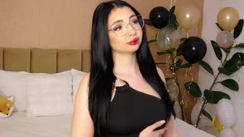 Snapshot of bellahere chatting on April 27, 2026, 6:33 am Diana online show from April 27, 2026, 6:33 am