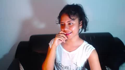 Snapshot of bellaluxxs chatting on June 13, 2026, 12:08 am MY NAME IS BELL online show from June 13, 2026, 12:08 am