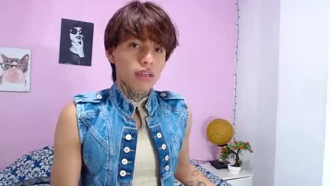 bellamy_094 online show from May 21, 2026, 12:23 pm