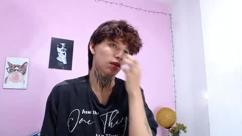 bellamy_094 online show from May 26, 2026, 12:12 pm