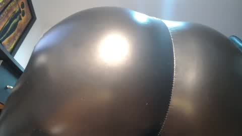 Snapshot of bellangel_ chatting on January 9, 2025, 2:11 am Camille online show from January 9, 2025, 2:11 am