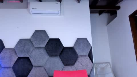 Bella Nix big tits online show from March 31, 2026, 11:43 am