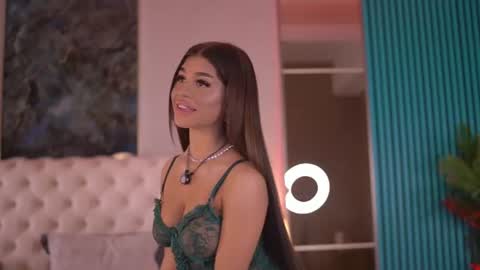 Snapshot of bellanoirre chatting on July 29, 2026, 6:50 pm Bella online show from July 29, 2026, 6:50 pm