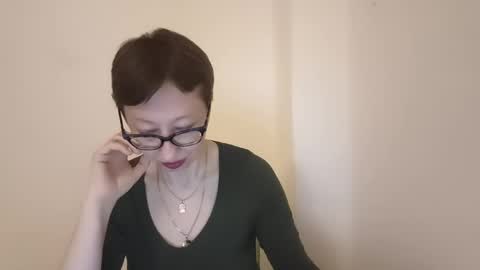 Emma online show from June 5, 2026, 7:08 pm