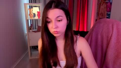 Bella online show from July 28, 2026, 11:17 am