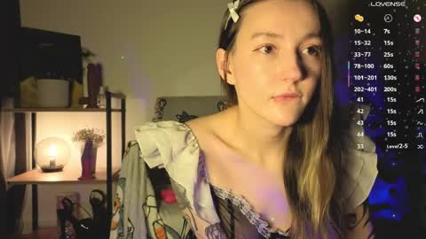 Snapshot of bellaward2 chatting on April 8, 2026, 9:48 pm MY OLD PAGE IS NO LONGER. THIS IS MY NEW online show from April 8, 2026, 9:48 pm