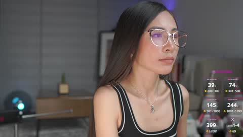 Belle Adrienne  IG  online show from December 11, 2024, 7:46 pm