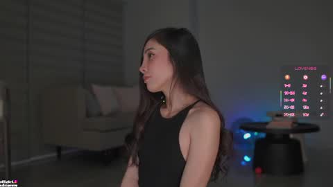 Snapshot of belle_adrienne chatting on August 6, 2026, 10:50 am Belle Adrienne IG online show from August 6, 2026, 10:50 am