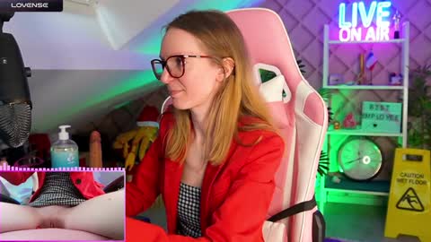 Snapshot of belle_alice chatting on January 31, 2025, 10:42 am Alice online show from January 31, 2025, 10:42 am