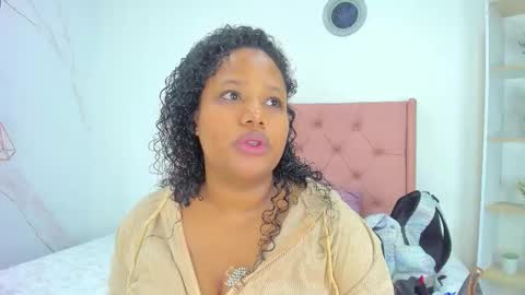 Snapshot of belle_brunette chatting on January 16, 2026, 11:25 am belle online show from January 16, 2026, 11:25 am