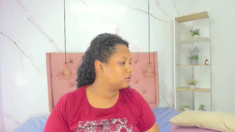 Snapshot of belle_brunette chatting on February 10, 2026, 11:25 am belle online show from February 10, 2026, 11:25 am