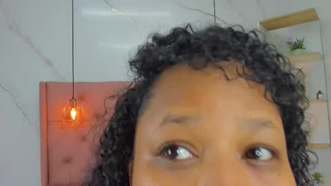 Snapshot of belle_brunette chatting on February 12, 2026, 11:27 am belle online show from February 12, 2026, 11:27 am