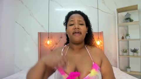 Snapshot of belle_brunette chatting on March 15, 2026, 1:17 pm belle online show from March 15, 2026, 1:17 pm