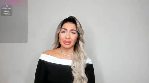 LucyJelly online show from December 31, 2024, 5:18 pm