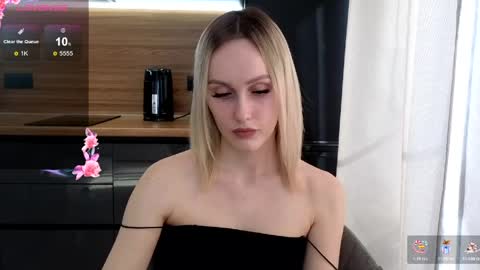 Snapshot of belle_vill chatting on April 10, 2026, 7:57 am Belle online show from April 10, 2026, 7:57 am