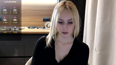 Snapshot of belle_vill chatting on May 30, 2026, 4:48 pm Belle online show from May 30, 2026, 4:48 pm