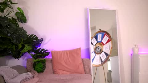 Snapshot of belleskye chatting on February 25, 2026, 4:11 am Belle online show from February 25, 2026, 4:11 am